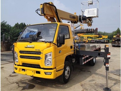 38米國六藍(lán)牌高空作業(yè)車伸縮臂 配置